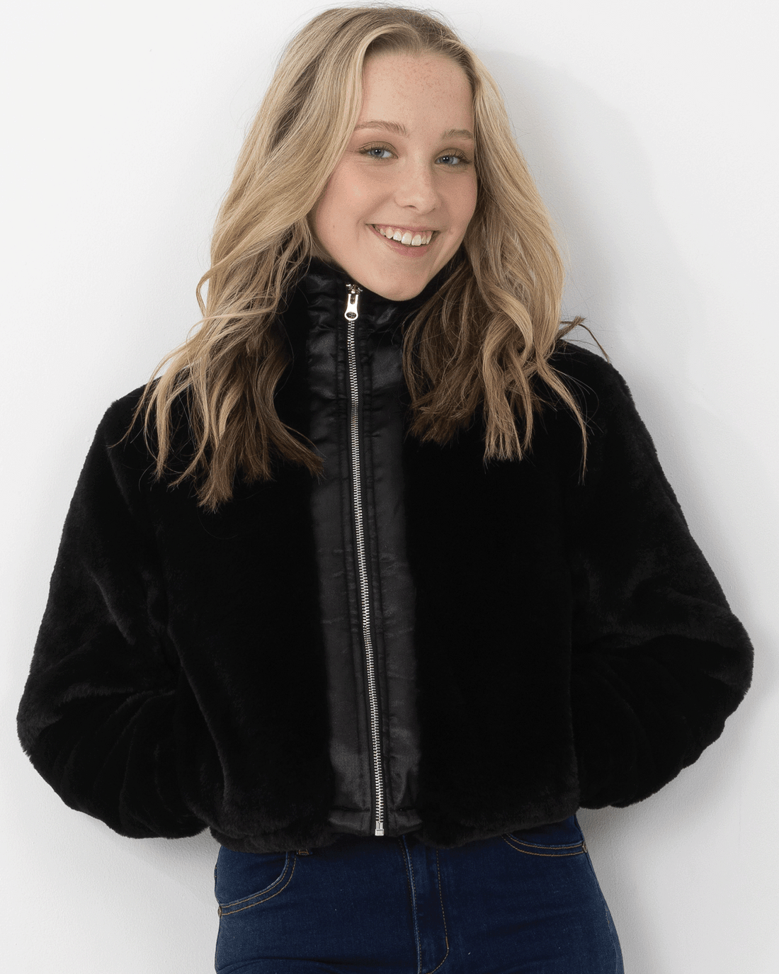 Jessa Jacket in Black